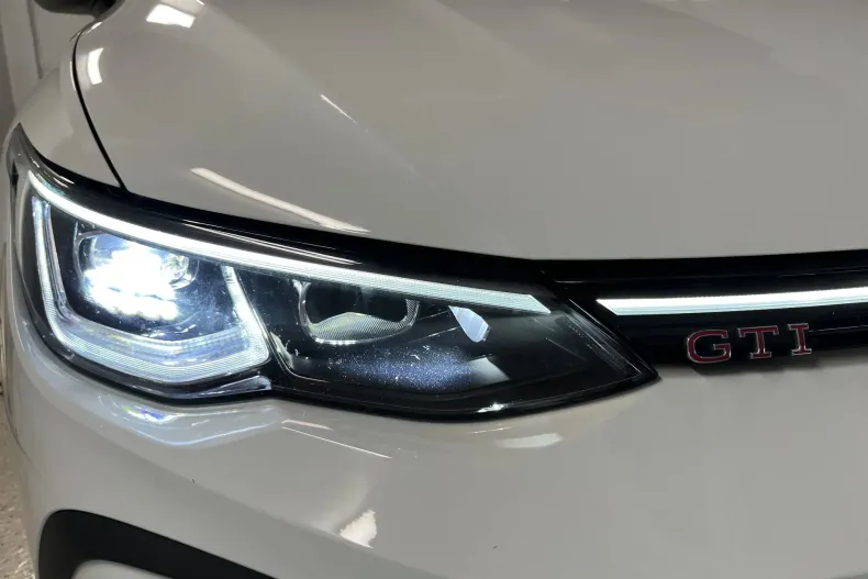 Volkswagen Golf din 2023 cu 21.396 km - oferta VOL222369 - foto 32