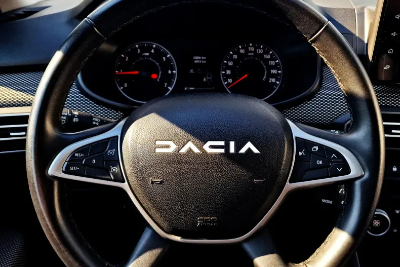 Dacia Jogger din 2022 cu 43.000 km - oferta DAC222373 - foto 17