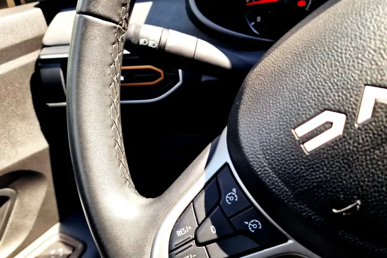 Dacia Sandero Stepway din 2023 cu 17.000 km - oferta DAC222374 - foto 19