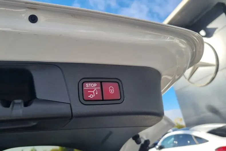 Mercedes-Benz GLB (Clasa GLB) din 2025 cu 0 km - oferta MER222380 - foto 31