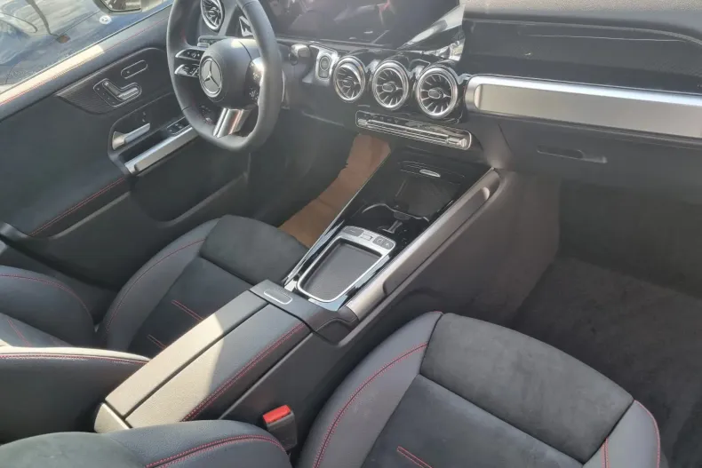 Mercedes-Benz GLB (Clasa GLB) din 2025 cu 0 km - oferta MER222380 - foto 32