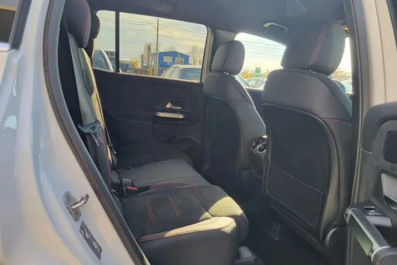 Mercedes-Benz GLB (Clasa GLB) din 2025 cu 0 km - oferta MER222380 - foto 34