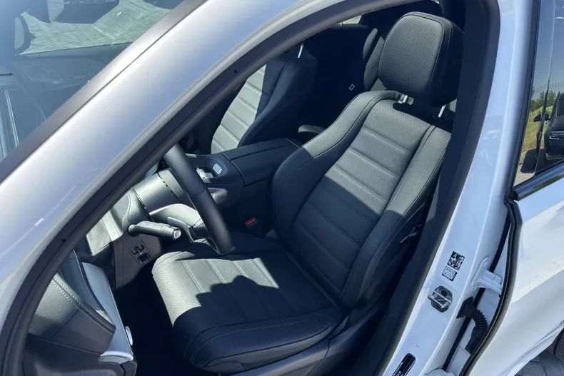 Mercedes-Benz GLE (Clasa GLE) din 2025 cu 3.700 km - oferta MER222381 - foto 14