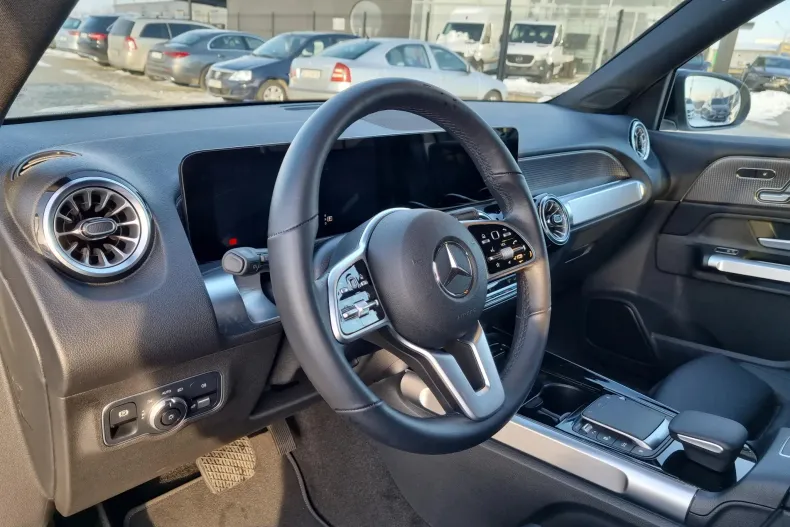 Mercedes-Benz GLB (Clasa GLB) din 2021 cu 4.100 km - oferta MER222382 - foto 10