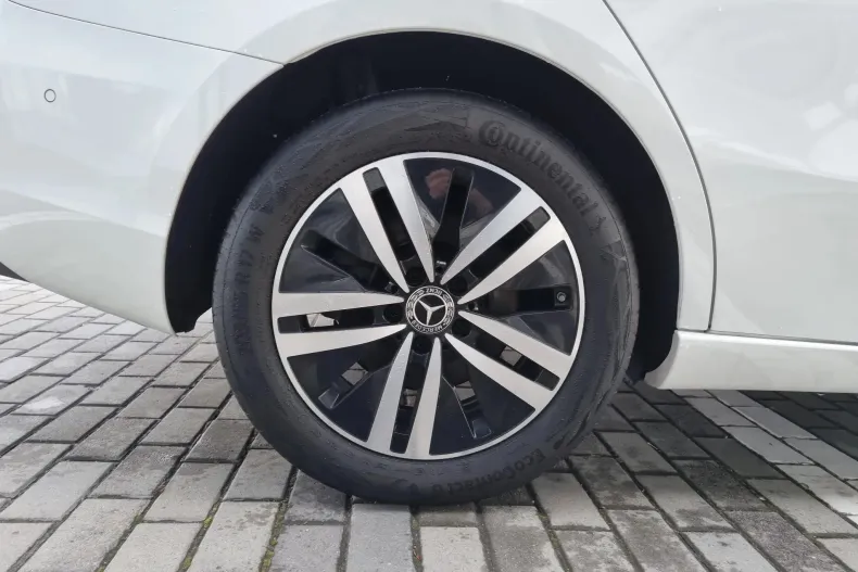 Mercedes-Benz A 250 (Clasa A) din 2021 cu 39.749 km - oferta MER222383 - foto 18