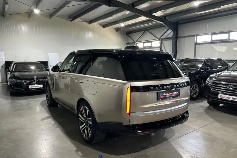 Land Rover Range Rover din 2023 cu 31.012 km - oferta LAN222386 - foto 4