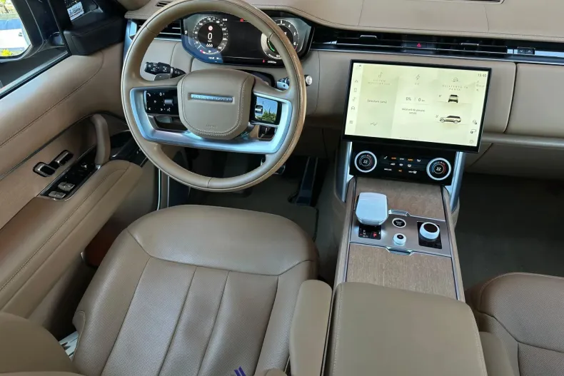 Land Rover Range Rover din 2023 cu 31.012 km - oferta LAN222386 - foto 7