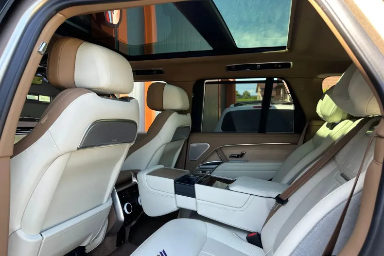 Land Rover Range Rover din 2023 cu 31.012 km - oferta LAN222386 - foto 15