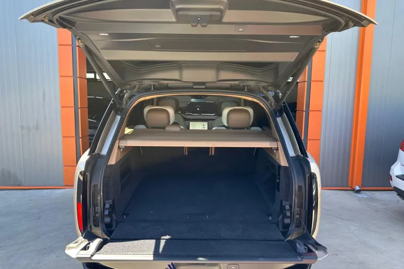 Land Rover Range Rover din 2023 cu 31.012 km - oferta LAN222386 - foto 31