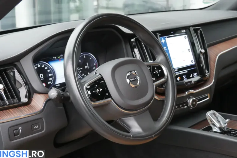 Volvo XC60 din 2020 cu 154.604 km - oferta VOL222388 - foto 2
