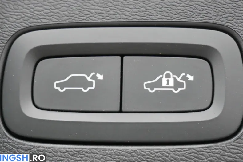 Volvo XC60 din 2020 cu 154.604 km - oferta VOL222388 - foto 36