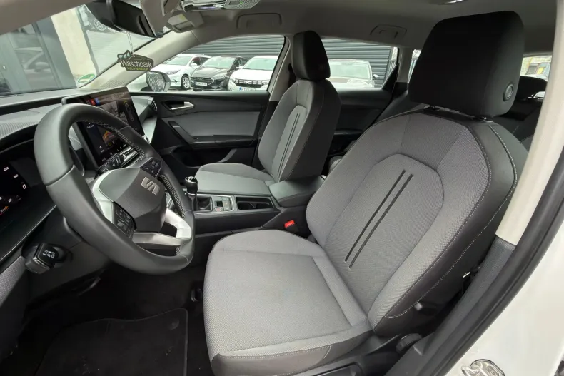 Seat Leon din 2025 cu 7.939 km - oferta SEA222392 - foto 14