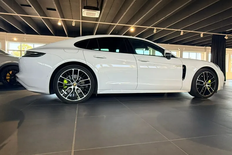 Porsche Panamera din 2022 cu 87.778 km - oferta POR222399 - foto 2