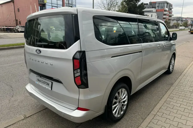 Ford Tourneo Custom din 2025 cu 9.600 km - oferta FOR222406 - foto 7