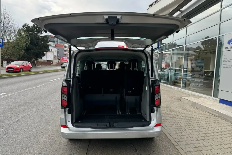 Ford Tourneo Custom din 2025 cu 9.600 km - oferta FOR222406 - foto 12