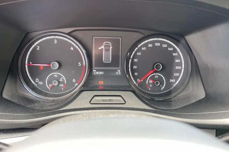 Volkswagen Caravelle din 2022 cu 128.000 km - oferta VOL222413 - foto 38
