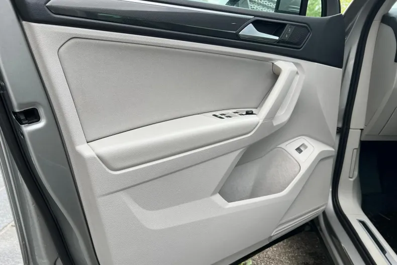 Volkswagen Tiguan din 2020 cu 77.404 km - oferta VOL222416 - foto 10