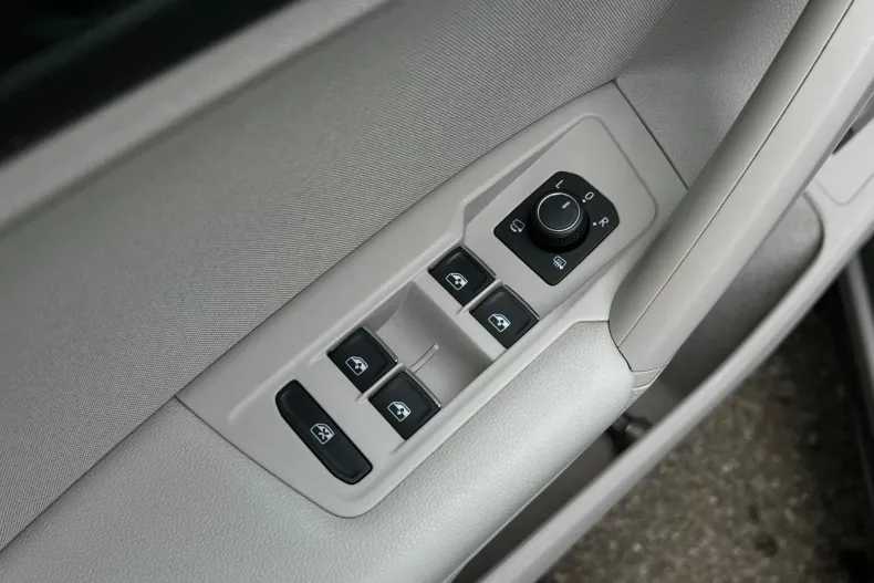 Volkswagen Tiguan din 2020 cu 77.404 km - oferta VOL222416 - foto 11