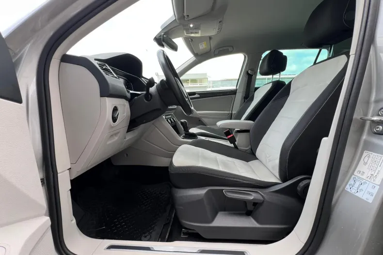 Volkswagen Tiguan din 2020 cu 77.404 km - oferta VOL222416 - foto 13