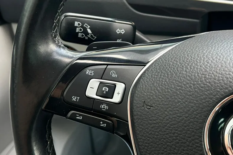 Volkswagen Tiguan din 2020 cu 77.404 km - oferta VOL222416 - foto 20