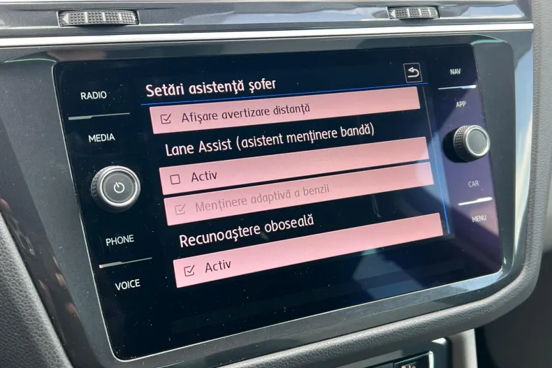 Volkswagen Tiguan din 2020 cu 77.404 km - oferta VOL222416 - foto 27