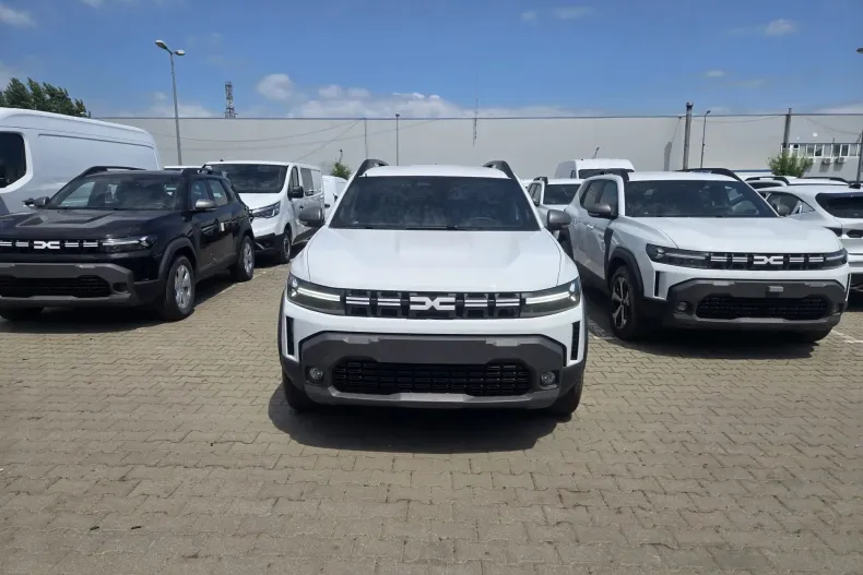 Dacia Duster din 2025 cu 5 km - oferta DAC222421 - foto 1