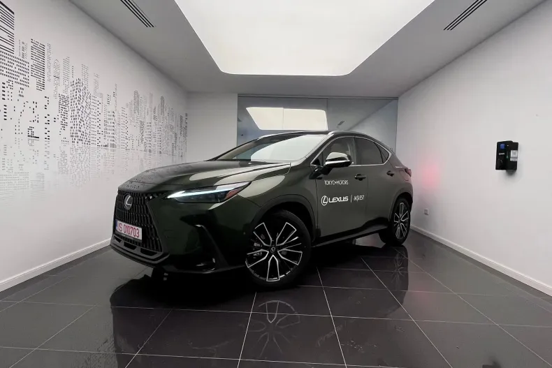 Lexus Seria NX din 2025 cu 1.600 km - oferta LEX222422 - foto 1