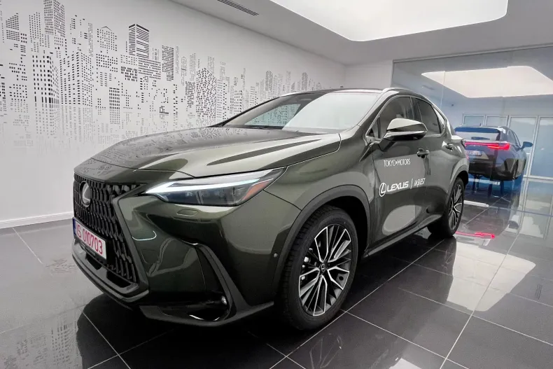 Lexus Seria NX din 2025 cu 1.600 km - oferta LEX222422 - foto 3