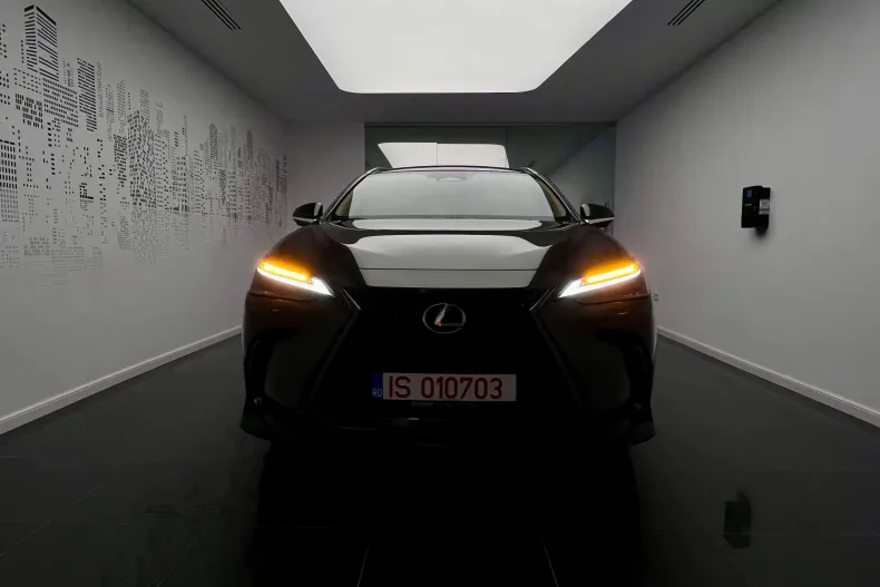 Lexus Seria NX din 2025 cu 1.600 km - oferta LEX222422 - foto 4