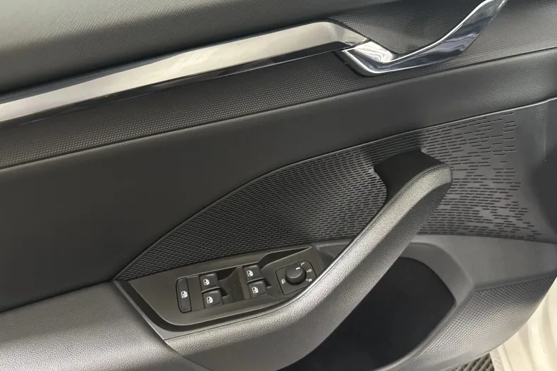 Skoda Octavia din 2023 cu 99.909 km - oferta SKO222426 - foto 14