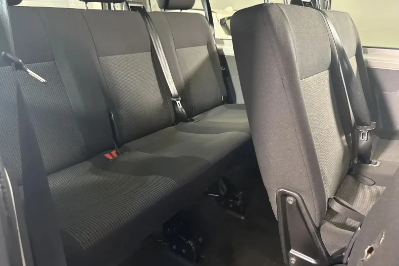 Volkswagen Transporter din 2021 cu 127.897 km - oferta VOL222429 - foto 13