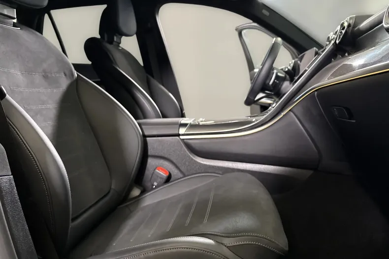 Mercedes-Benz GLC (Clasa GLC) din 2025 cu 14.368 km - oferta MER222432 - foto 12