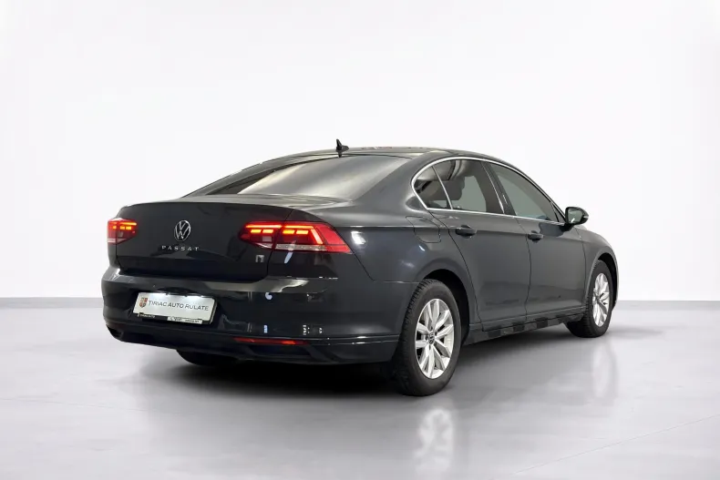 Volkswagen Passat din 2021 cu 115.381 km - oferta VOL222435 - foto 5