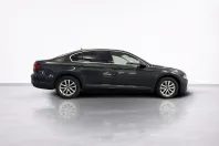 Volkswagen Passat din 2021 cu 115.381 km - oferta VOL222435 - foto 6