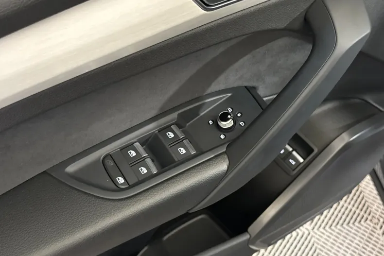 Audi Q5 din 2021 cu 92.146 km - oferta AUD222436 - foto 14