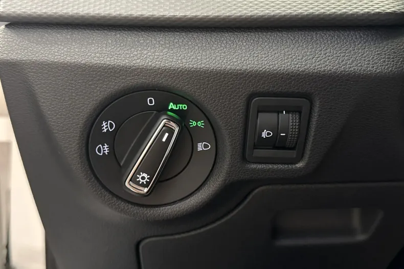 Skoda Scala din 2023 cu 56.072 km - oferta SKO222437 - foto 14