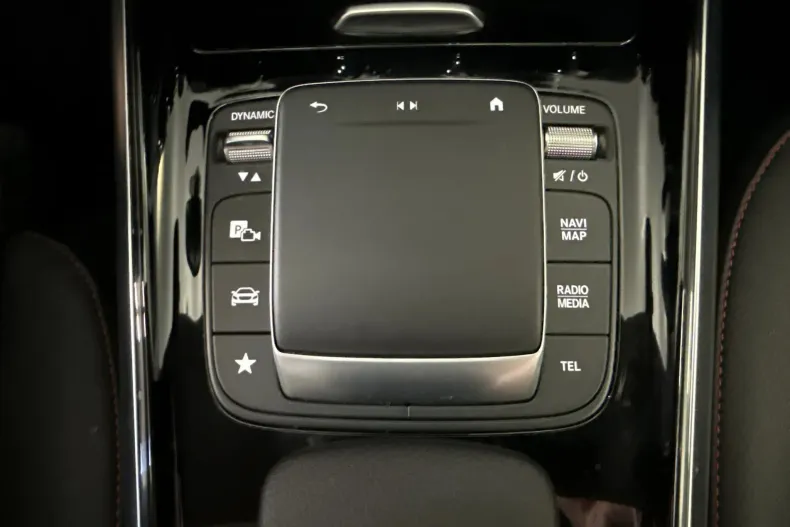 Mercedes-Benz GLA (Clasa GLA) din 2021 cu 53.500 km - oferta MER222453 - foto 18