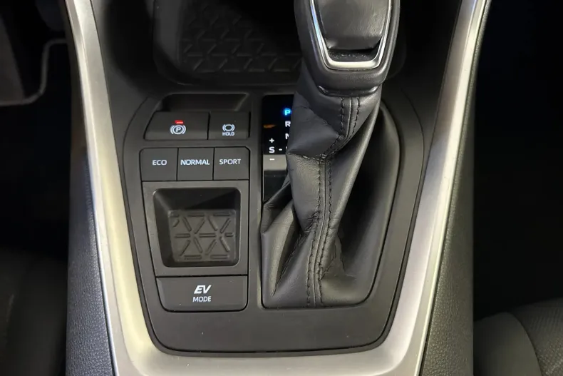 Toyota RAV4 din 2023 cu 104.531 km - oferta TOY222455 - foto 17