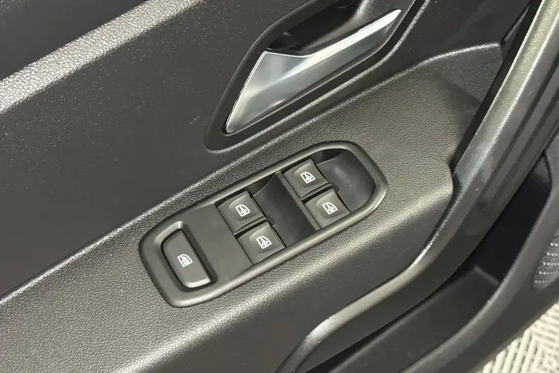 Dacia Duster din 2021 cu 83.650 km - oferta DAC222456 - foto 14