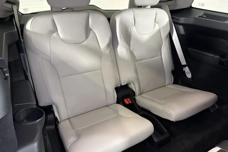 Volvo XC90 din 2022 cu 130.936 km - oferta VOL222458 - foto 13