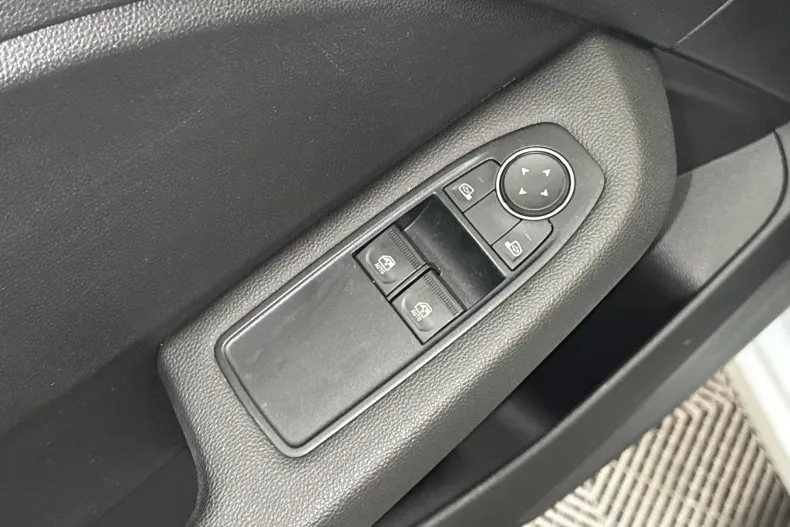 Renault Clio din 2023 cu 102.037 km - oferta REN222461 - foto 14