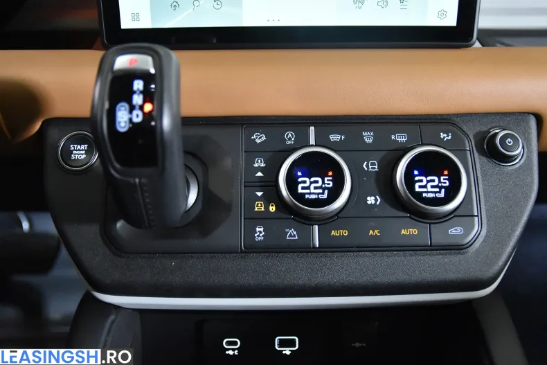 Land Rover Defender din 2023 cu 57.613 km - oferta LAN222467 - foto 15