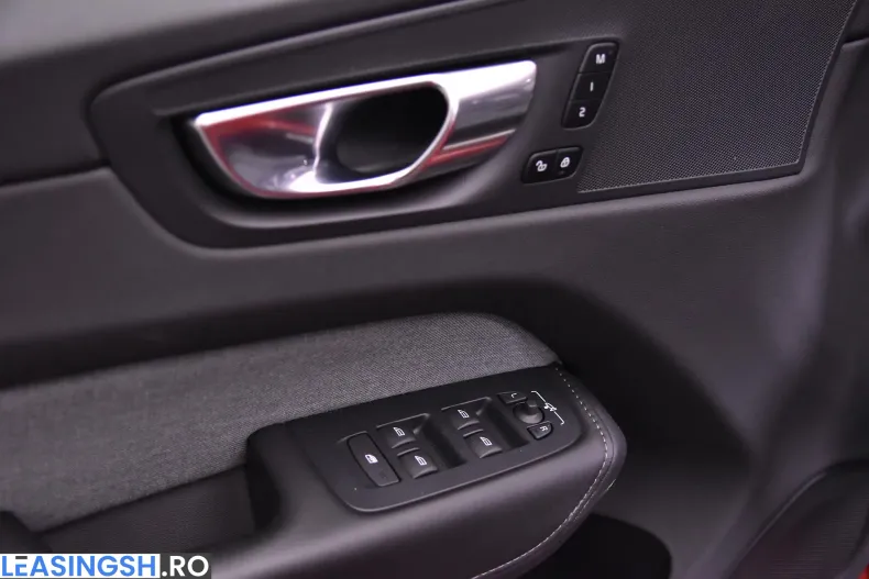 Volvo XC60 din 2021 cu 123.891 km - oferta VOL222481 - foto 14