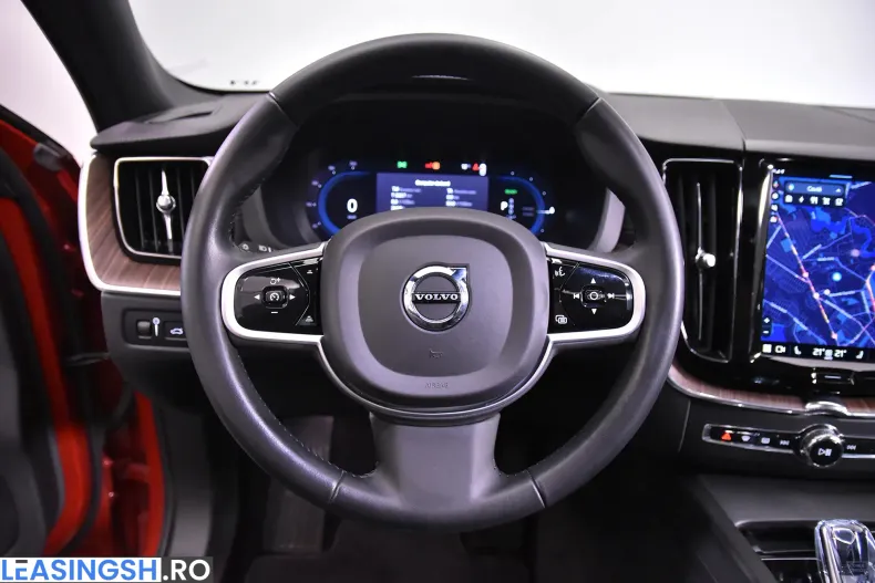 Volvo XC60 din 2021 cu 123.891 km - oferta VOL222481 - foto 16