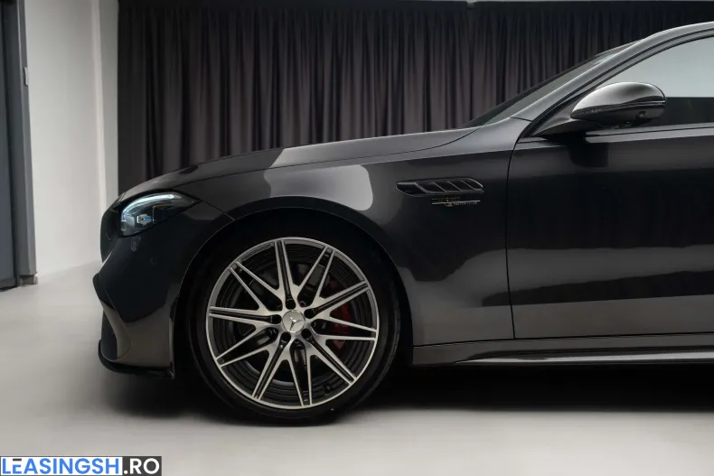 Mercedes-Benz C 63 AMG (Clasa C) din 2024 cu 17.000 km - oferta MER222504 - foto 10