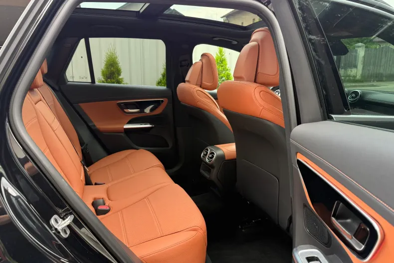 Mercedes-Benz GLC (Clasa GLC) din 2022 cu 27.867 km - oferta MER222505 - foto 24
