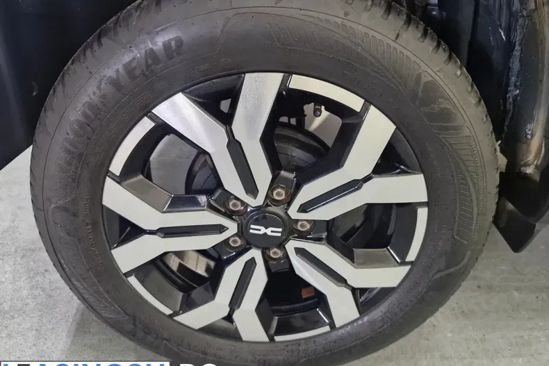 Dacia Duster din 2023 cu 36.745 km - oferta DAC222508 - foto 13