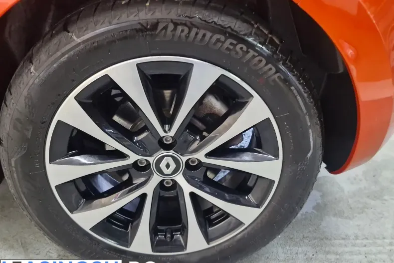 Renault Clio din 2023 cu 25.857 km - oferta REN222509 - foto 4
