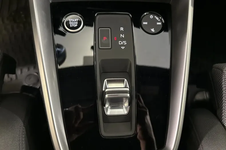 Audi A3 din 2020 cu 61.703 km - oferta AUD222510 - foto 17