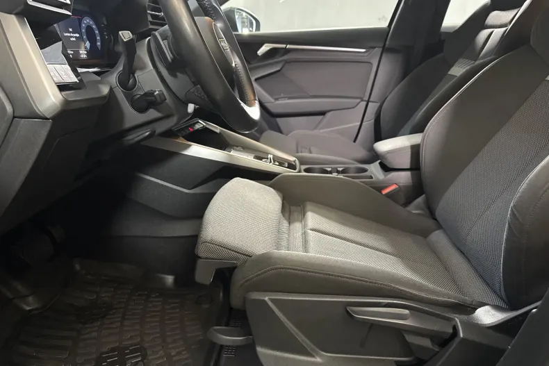 Audi A3 din 2020 cu 61.703 km - oferta AUD222510 - foto 22